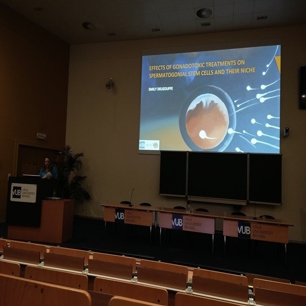 Emily successfully defended her PhD in May 2025 at VUB, Jette